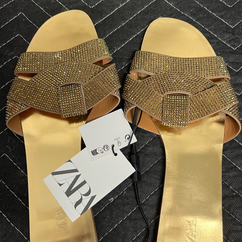 Bran new Zara slippers